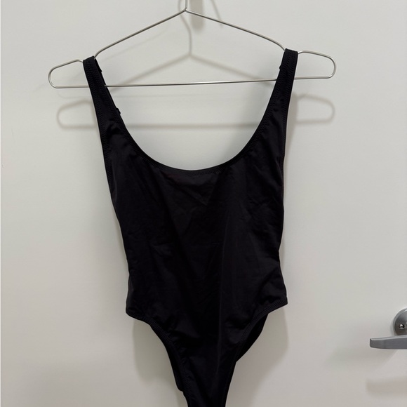 SKIMS Scoop Neck Black One-Piece Swimsuit, Size Small - Picture 3 of 6